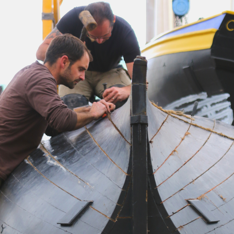 calfatage petit canot