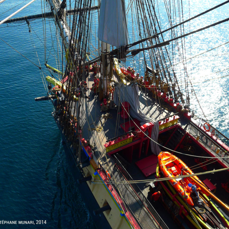 LHermione vue de la grand’ vergue