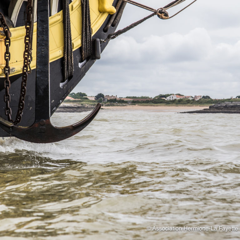 Fin du mouillage de L’Hermione au large de l’île d’Aix – juin 2018