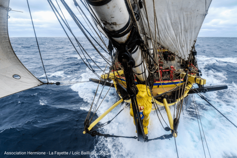 L’Hermione proue