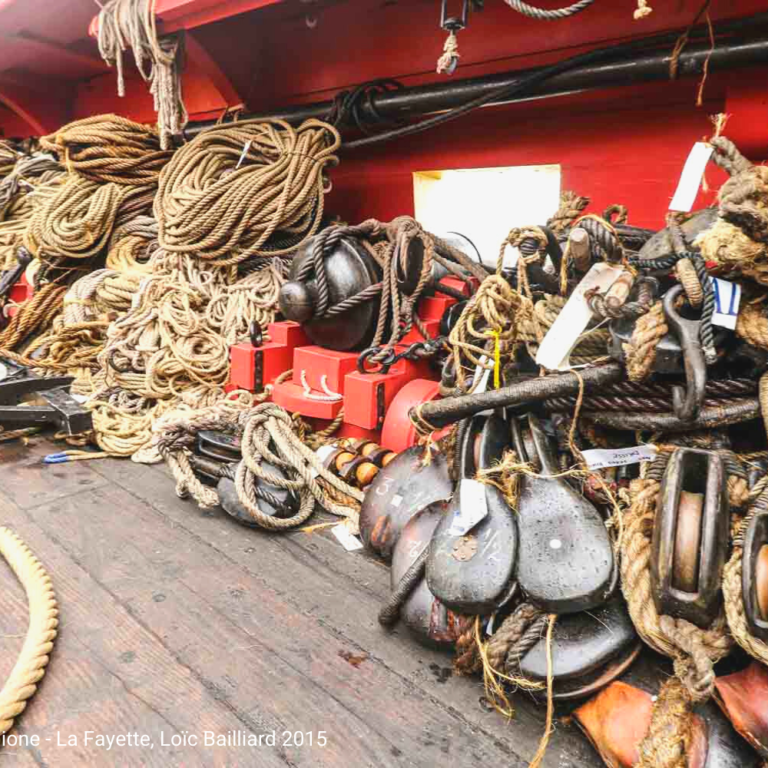 Tous les bouts attendent sur le pont